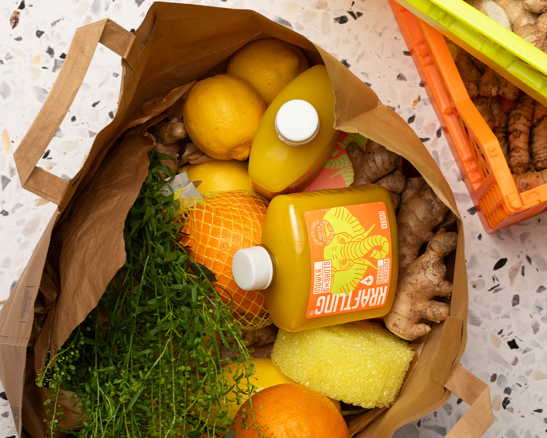 Kraftling® Immun-Flachmann Orange Curcuma – Monatsration (30 Shots in 5 Flaschen)